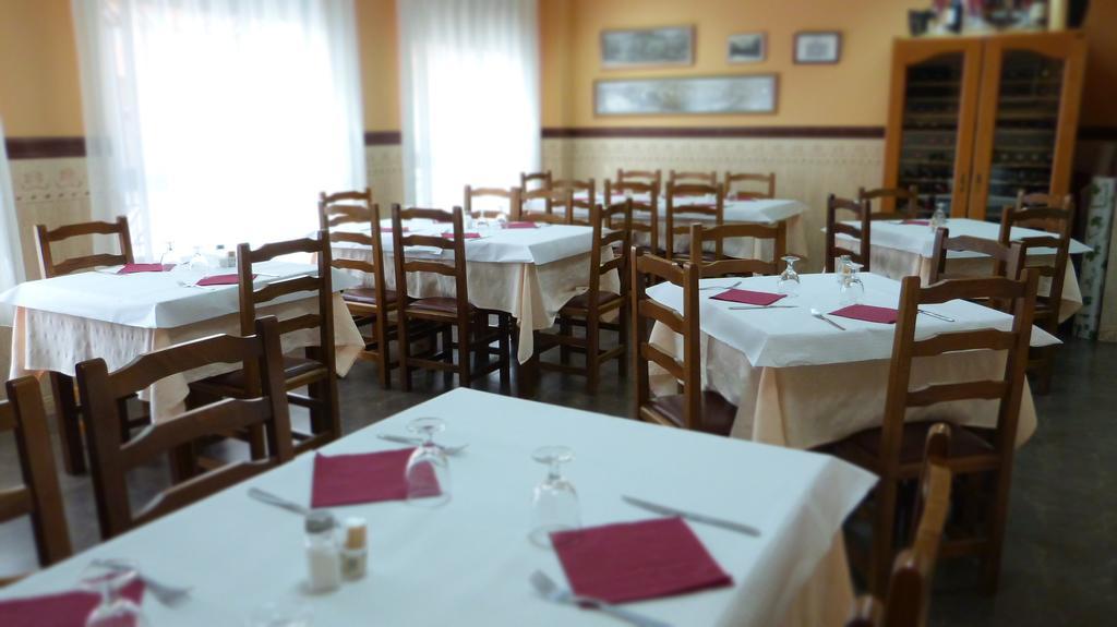 Hostal Restaurante La Masia Vila-real Exterior foto